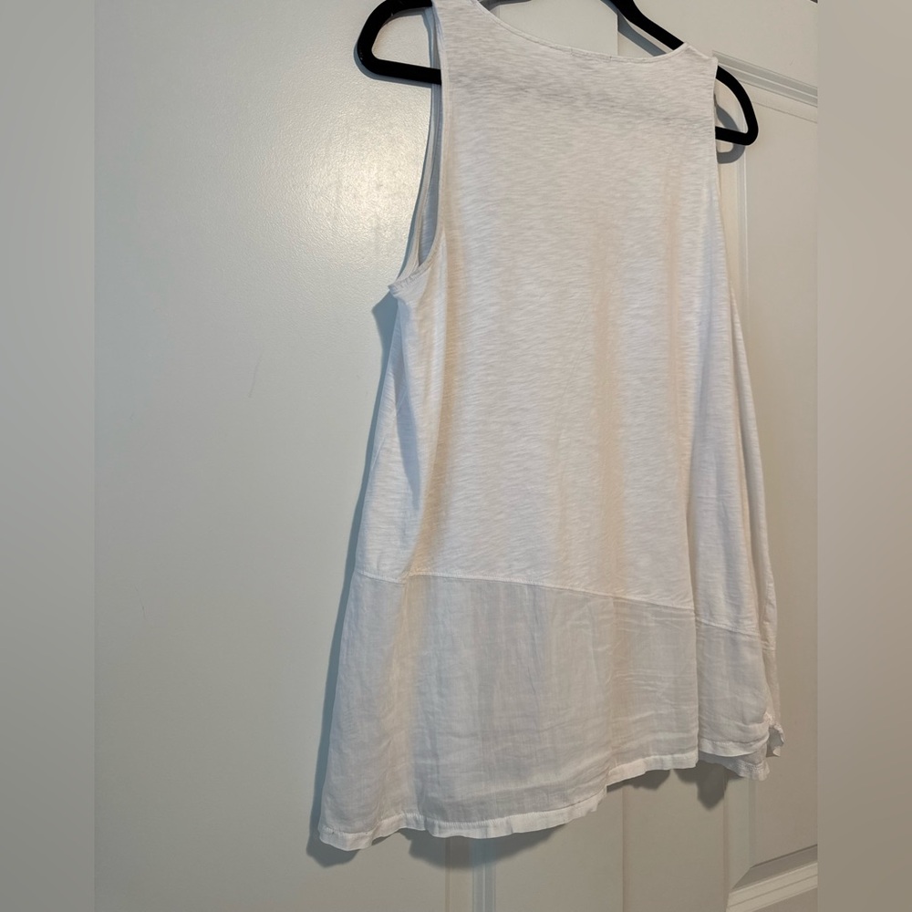 Lilla P Soft Sleeveless White Tank Top Sz Large - Picture 6 of 8